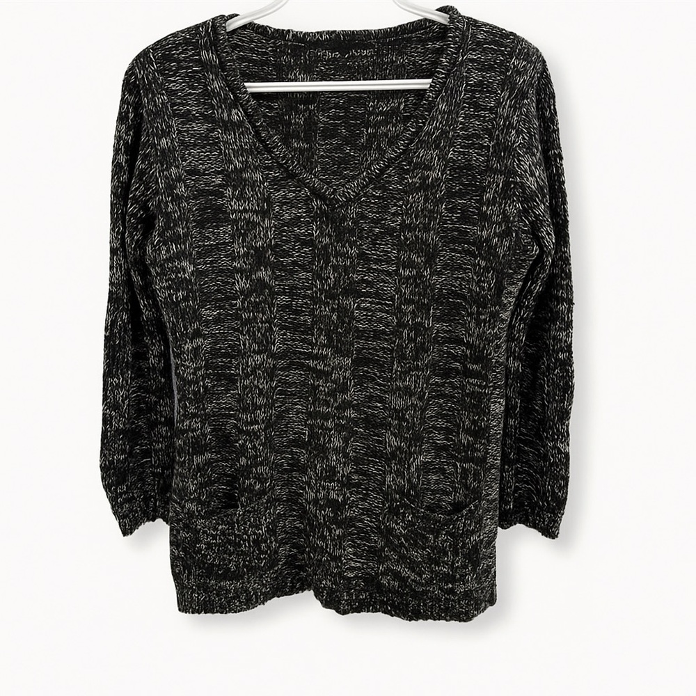 Knit Set | Women's Black and Grey Knit Sweater with Two Front Pockets - Picture 3 of 9